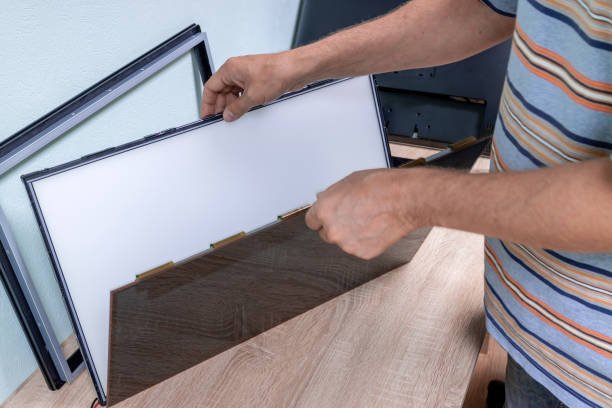 LCD monitor repair. Screen replacement with panel disassembly